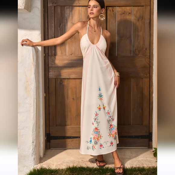 Commense Dresses & Skirts - Elegant Cream Floral Maxi Dress